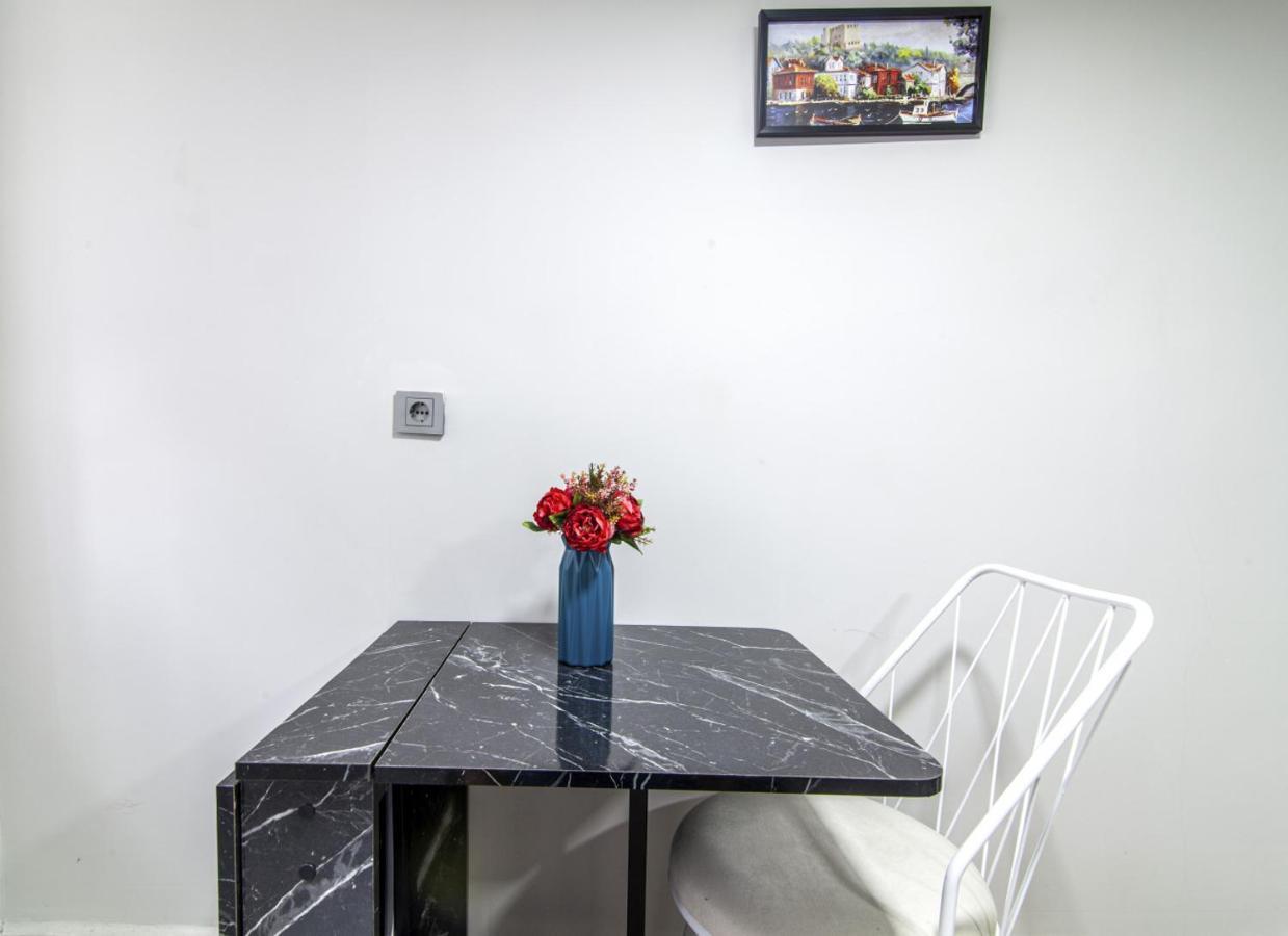 Modern Flat In The Heart Of Beyoglu Appartamento Provincia di Provincia di Istanbul Esterno foto