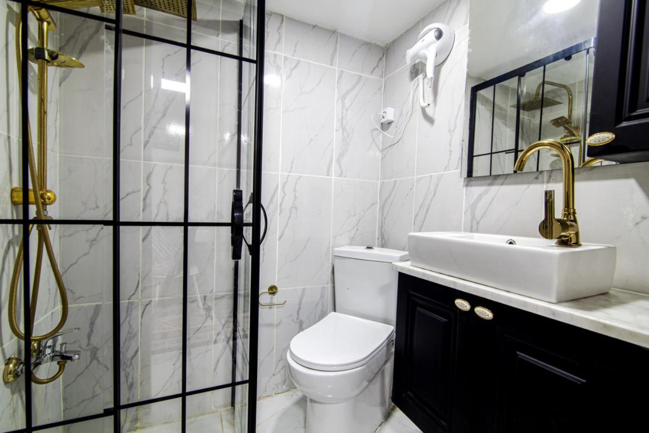 Modern Flat In The Heart Of Beyoglu Appartamento Provincia di Provincia di Istanbul Esterno foto